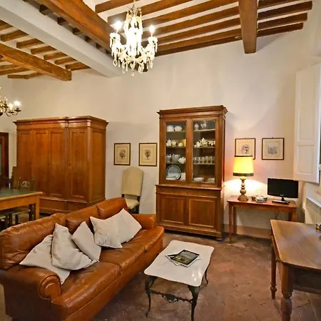 Apartment La Piazzetta *
